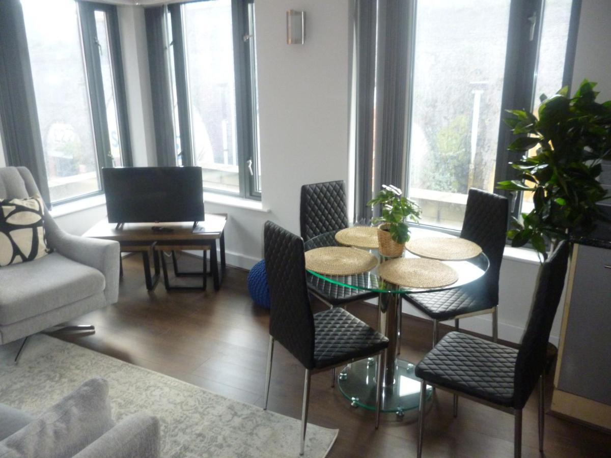 2 Bed Flat Near Deansgate Apartamento
